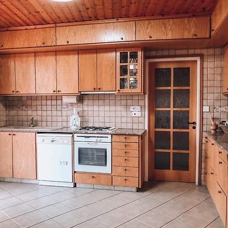 Agridia View House Apartment Limassol Ngoại thất bức ảnh